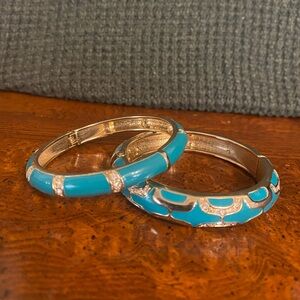 Elegant Gold Tone and Turquoise Enamel Bangle Set